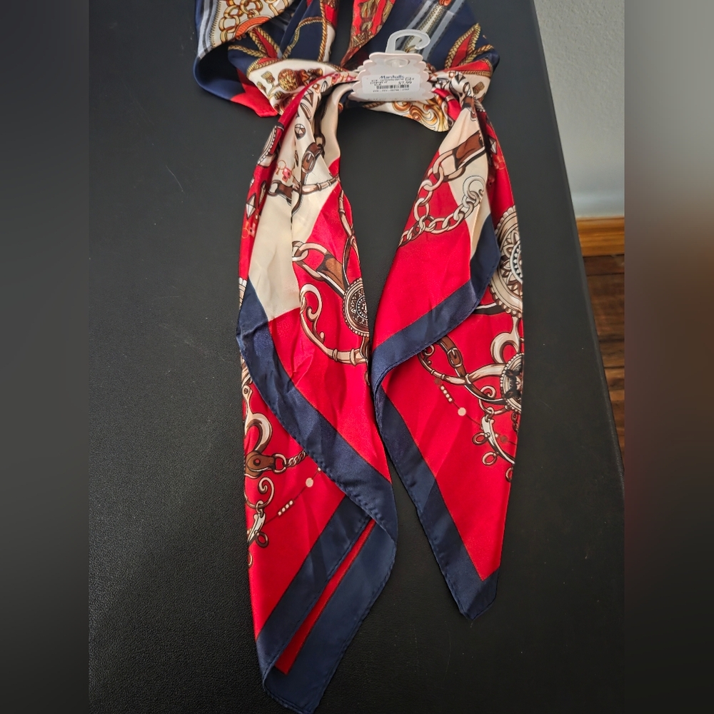 2 Sets of Red and Blue Scarves - Picture 3 of 5